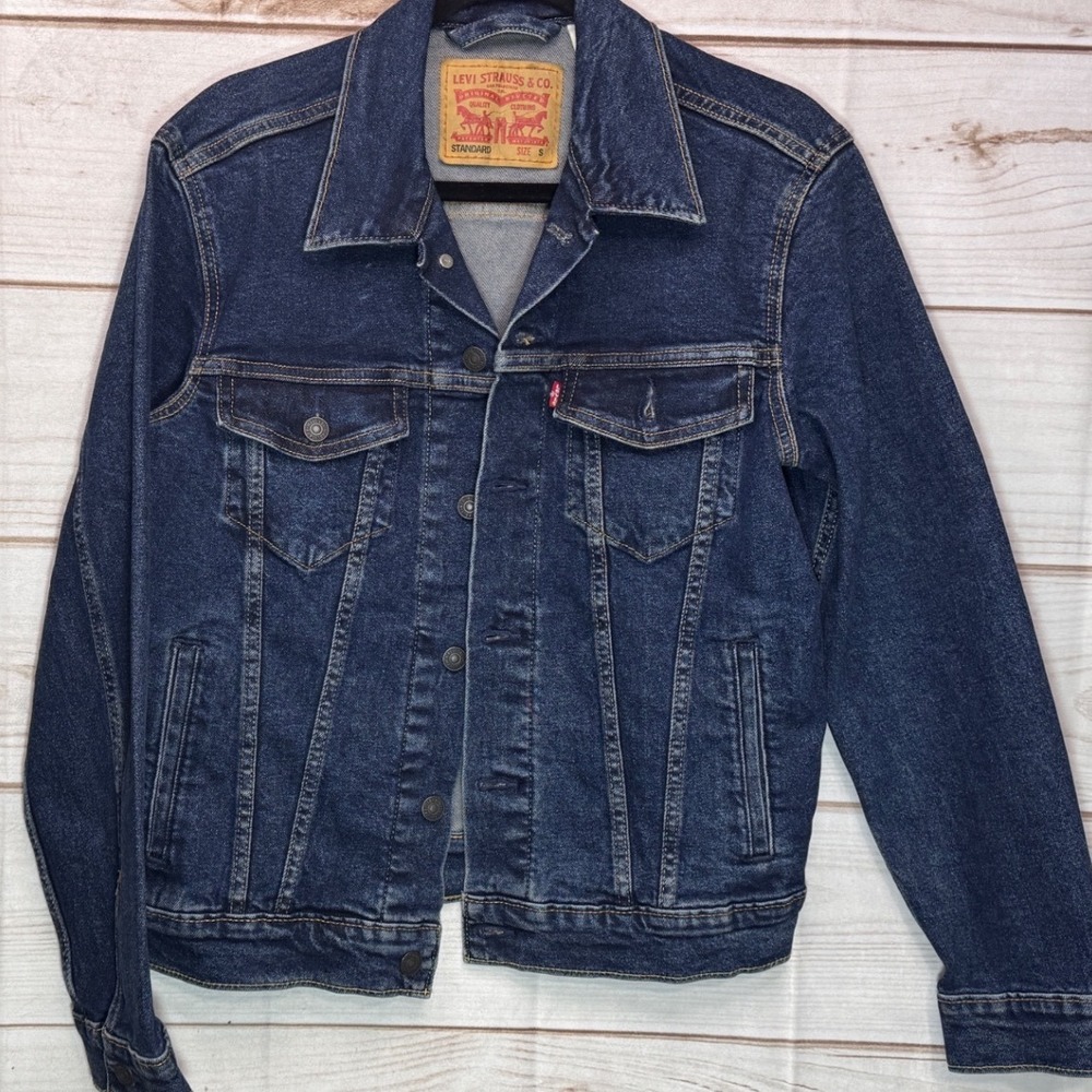 Levis Mens Denim Trucker Jacket Dark Wash Blue Standard Fit Size S Small